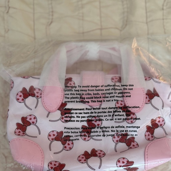 Stoney Clover Lane Disney Valentines Minnie Headband Pouchette 02 Crossbody - Picture 2 of 3